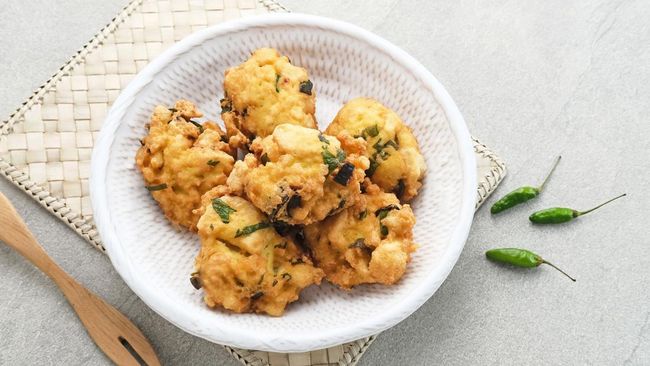 Perkedel tahu putih merupakan makanan yang sederhana tetapi lezat. Berikut lima cara membuat perkedel tahu putih yang bisa dicoba.