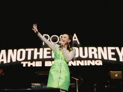 Rossa Tetap Eksis, Konsernya di Samarinda Sukses dan Memukau