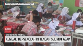 VIDEO: Kembali Bersekolah di Tengah Selimut Asap