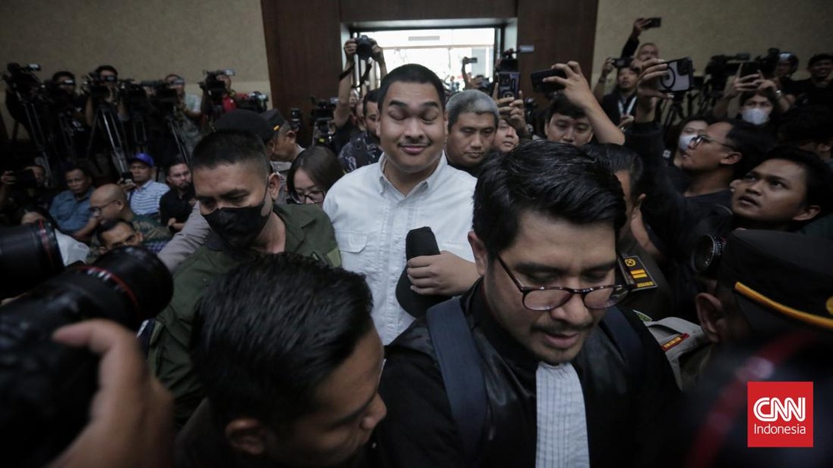 FOTO: Dito Ariotedjo Jadi Saksi Sidang Korupsi BTS