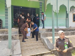 Korupsi Dana Zakat, Jaksa Geledah Kantor Baznas Tanjabtim dan Sita 249 Dokumen