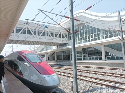Tiket Kereta Cepat Whoosh Dijual Mulai Pekan Ini, Berapa Harganya?