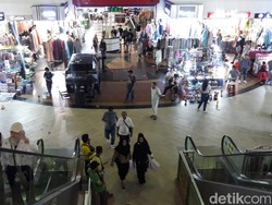 TikTok Shop Ditutup, Pasar Tanah Abang Menggeliat Kembali