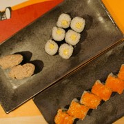 Nggak Harus ke Jepang, Bikin Sushi Bersama Ahlinya Langsung Bisa Kamu Lakukan Sekarang, Ini Caranya!