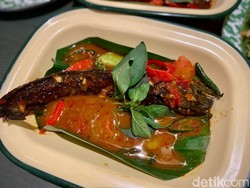 Warung Mebo: Sedapnya Mangut Lele dan Nasi Goreng Kecombrang Khas Yogyakarta