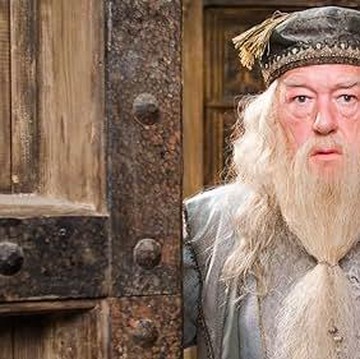 7 Kutipan Terbaik Profesor Albus Dumbledore di Film Harry Potter, yang Kini Pemerannya Telah Meninggal Dunia