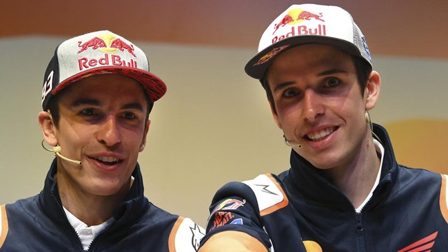 Legenda MotoGP Jorge Lorenzo memprediksi Marc Marquez akan memiliki hasil yang lebih baik ketimbang adiknya, Alex Marquez, di Gresini Racing pada MotoGP 2024.