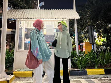 Terlalu Lama Pakai Earphone, Pendengaran Anak Zaskia Mecca Jadi seperti Usia 60 Tahun