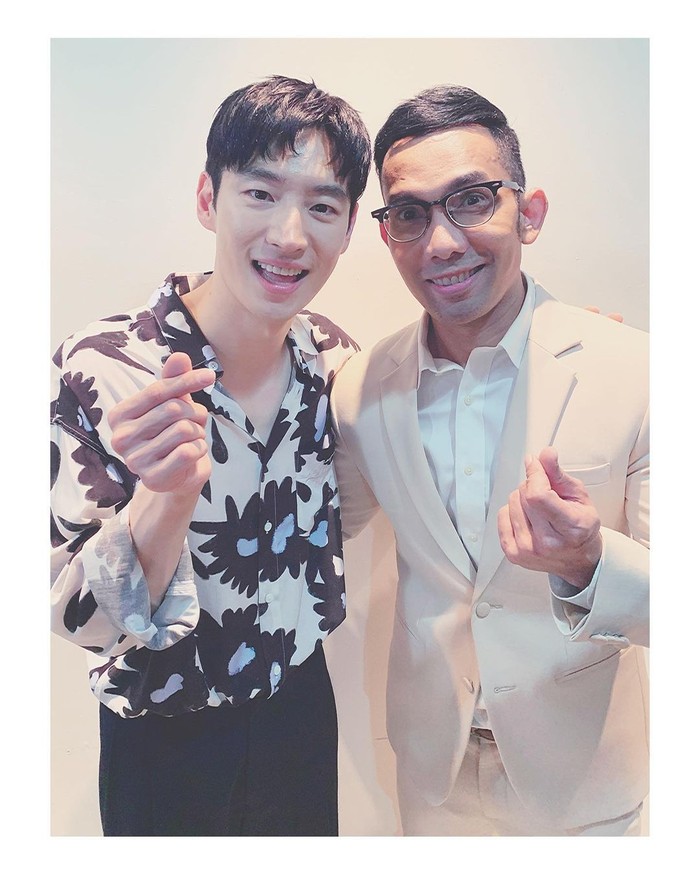 Bintang Taxi Driver ini berbagi keseruan dengan Indra Herlambang saat dirinya diajari joget TikTok di fanmeeting yang digelar pada Maret 2023. Indra memuji semangat, kerpibadian serta sikap ramah Lee Je Hoon./ Foto: instagram.com/indraherlambang