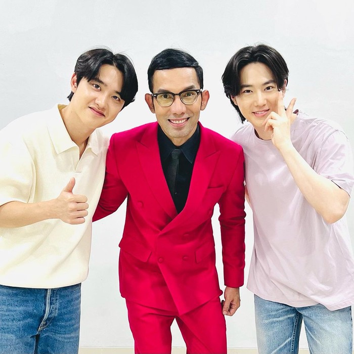 Mengaku senang digaet jadi MC meet and greet Scarlett bersama EXO pada akhir Agustus lalu, Indra Herlambang mengungkapkan bahwa setiap member memberi kesan yang berbeda./ Foto: instagram.com/indraherlambang