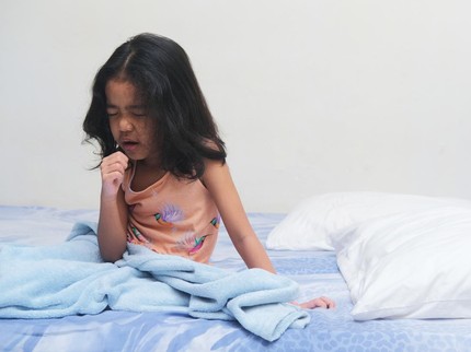 Madu Disebut Obat Alami untuk Redakan Batuk Anak, Simak Syaratnya