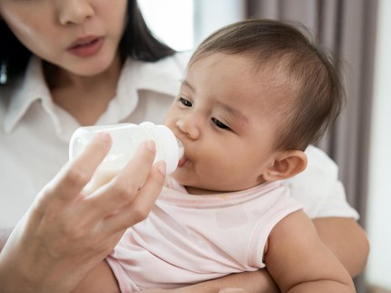 5 Cara Menaikkan BB Anak 1 Tahun, Perlukah Diberi Susu Tinggi Kalori?