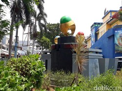 Jakarta Gems Center Sepi Pembeli, Ada Apa Saja di Sana?