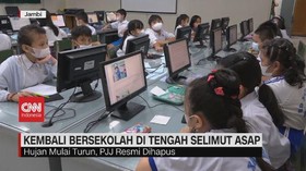 VIDEO: Kembali Bersekolah di Tengah Kabut Asap