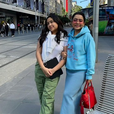 Begini Gaya Parenting Mayangsari pada Khirani Trihatmodjo yang Kuliah di Australia
