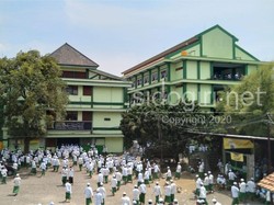 Tentang Dana Abadi Pesantren yang Dicanangkan Cawapres Gibran