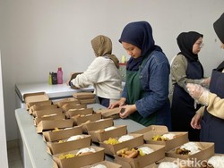 Food Bank Bandung: Olah Makanan Surplus Demi Kurangi Sampah