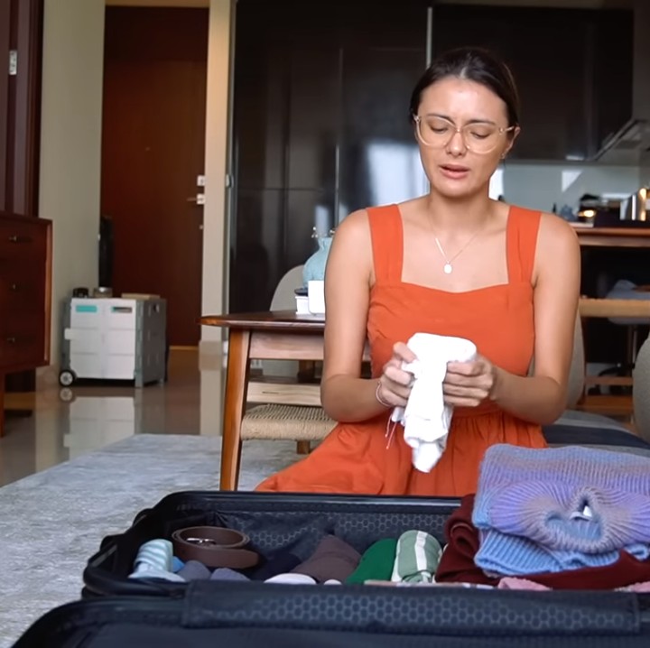 <p>Melihat dari kanal pribadi, Amanda Rawles pernah menunjukkan tempat tinggalnya. Di sana, ia hidup simpel dan menjalani aktivitas rutin yang positif. (Foto: YouTube Amanda Rawles)<br /><br /><br /></p>