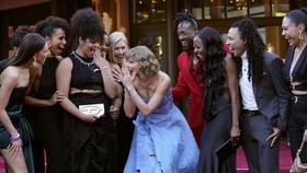 FOTO: 'Era' Baru Taylor Swift di Premier Film The Eras Tour
