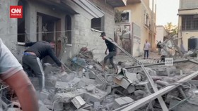 VIDEO: Gaza Dibombardir Saat Menlu AS Kunjungi Israel