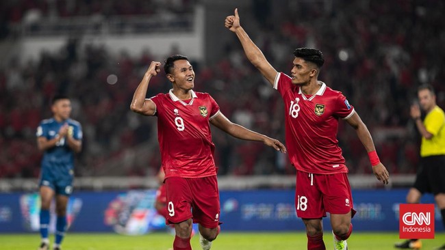 Timnas Indonesia akan tampil di Piala Asia 2023 (2024) dengan kondisi tak ada striker yang tampil menonjol di Liga 1 musim ini.