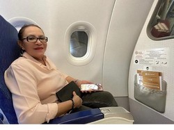 Tangis Mpok Atiek Idap Tumor Jinak di Usus