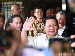 Prabowo soal MK Tolak Gugatan Batas Maksimal Usia Capres: Kumaha?