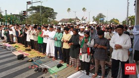 Hikmah Shalat Berjamaah, Hukum, dan Keutamaannya