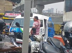 Sopir JakLingko-Pengurus PO Bus AKAP Cekcok di Lebak Bulus, Ini Pemicunya