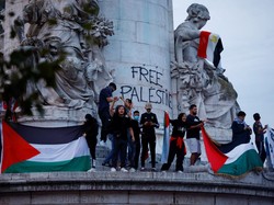 Lirik Lagu Sayyidi ar-Rais - Vira Choliq