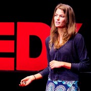 7 Kalimat Powerful yang Bikin Kamu Terlihat Percaya Diri Saat Public Speaking Menurut Ahli