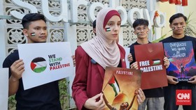 Tangisan Mahasiswa Gaza di Indonesia: Tak Bisa Hubungi Keluarga