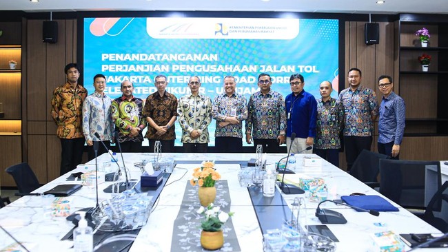 JKTMetro selaku anak usaha Nusantara Infrastructure resmi menjadi pemegang konsesi Jalan Tol JORR Elevated Cikunir-Ulujami pada Rabu (11/10).