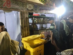Antisipasi Sampah Selama Pesta Rakyat Jatim di Gedung Negara Grahadi