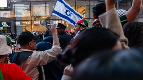 Sikap Warga Yahudi di New York Terbelah, Dukung Palestina dan Israel