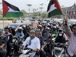 Ratusan Massa di Padang Gelar Aksi Solidaritas Palestina Keliling Kota