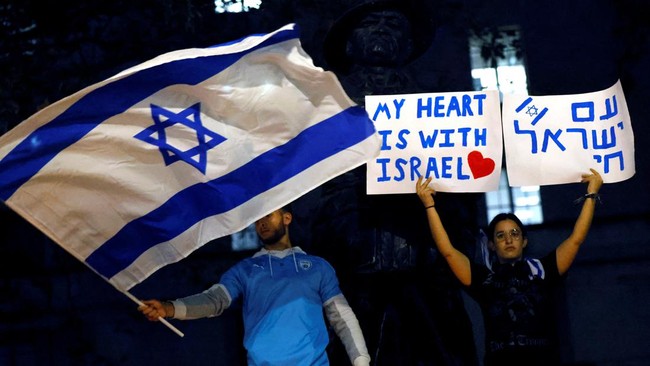 FOTO: Massa Pro-Israel Demo di London dan New York
