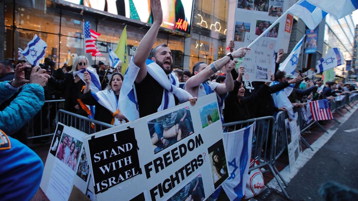 FOTO: Massa Pro-Israel Demo di London dan New York