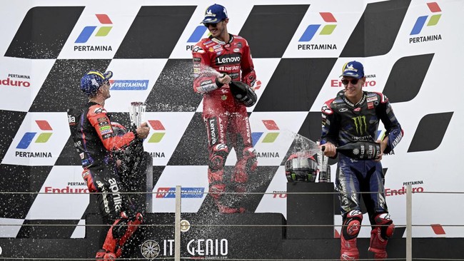 Francesco Bagnaia menyampaikan rasa syukur atas keberhasilan menang di MotoGP Mandalika Pertamina Grand Prix 2023 dengan menggunakan bahasa Indonesia.