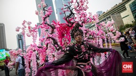 FOTO: Parade Hari Kanker Payudara Sedunia di CFD Jakarta
