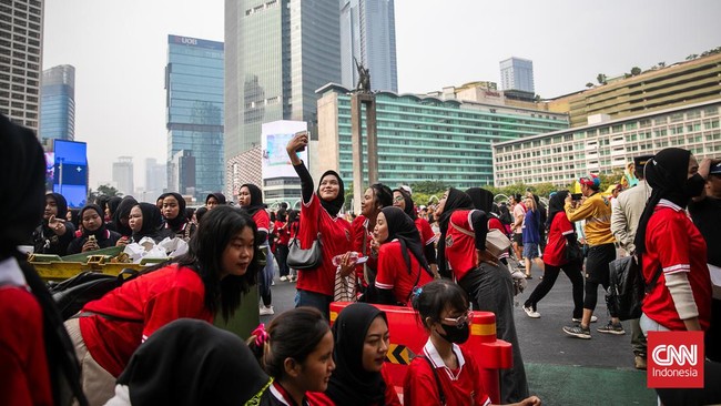 Dua penjambret yang wajahnya terpotret kamera fotografer di momen Car Free Day (CFD) Jakarta ditangkap.