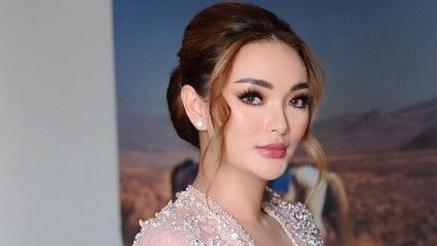 Zaskia Gotik