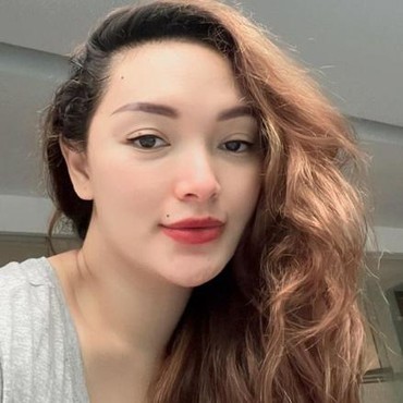 Terpopuler: Isu Zaskia Gotik Bangkrut hingga Bayaran Putri Ariani