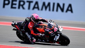 Bos Aprilia Sindir Ducati, Bawa-bawa Marquez