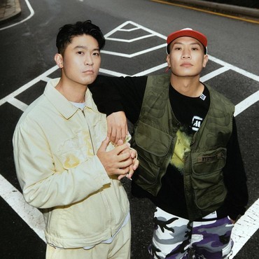 Lirik Lagu Smoke - Dynamicduo feat Lee Young Ji