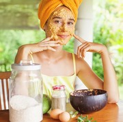 Nggak Pakai Ribet! Masker Wajah dari Bahan Alami Ini Cocok untuk Masalah Wajahmu