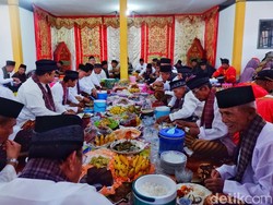 Mengenal Bajamba, Tradisi Makan Bersama Minangkabau dan Maknanya