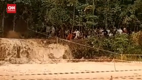 VIDEO: Jip Off Road Tabrak 18 Warga, 9 Warga Terluka