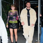 Go Public! Taylor Swift dan Travis Kelce Kepergok Mesra di New York City