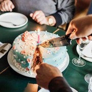 5 Restoran yang Kasih Free Birthday Treats untuk Kamu yang Ulang Tahun, Yuk Segera Berkunjung!